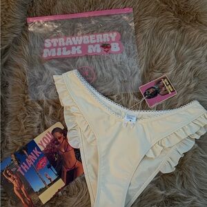 Strawberry Milk Mob Cream Ruffle Swim